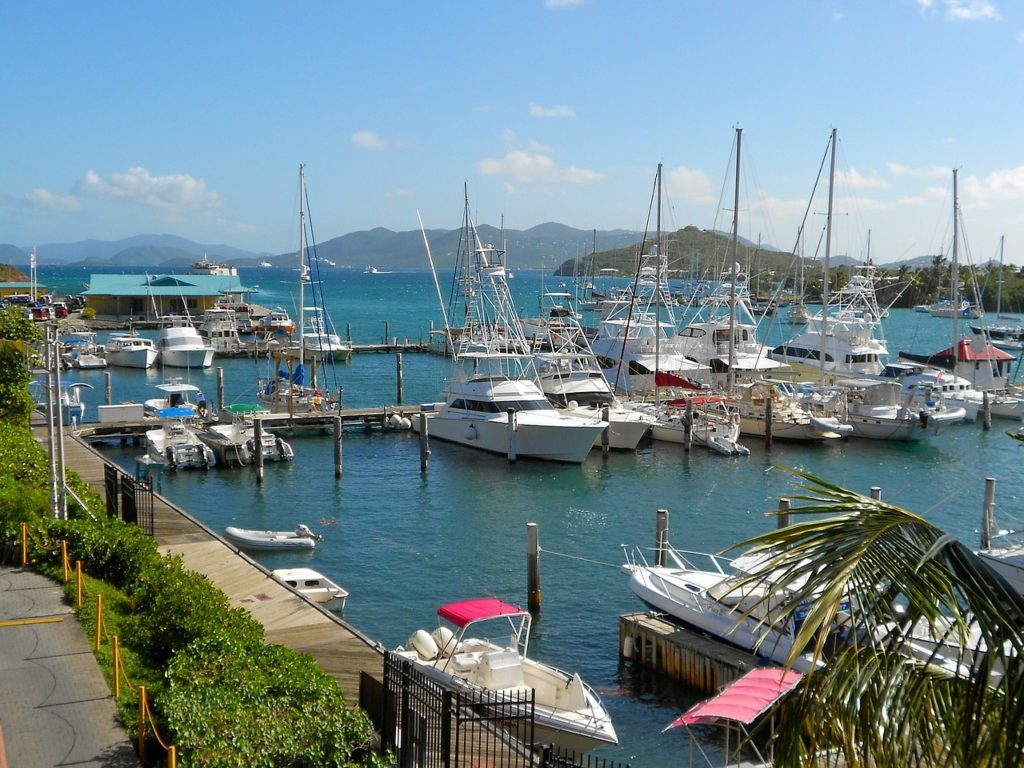 What to Pack for St Thomas in the Winter, tips featured by top US travel blog, Points with Q: image of St Thomas