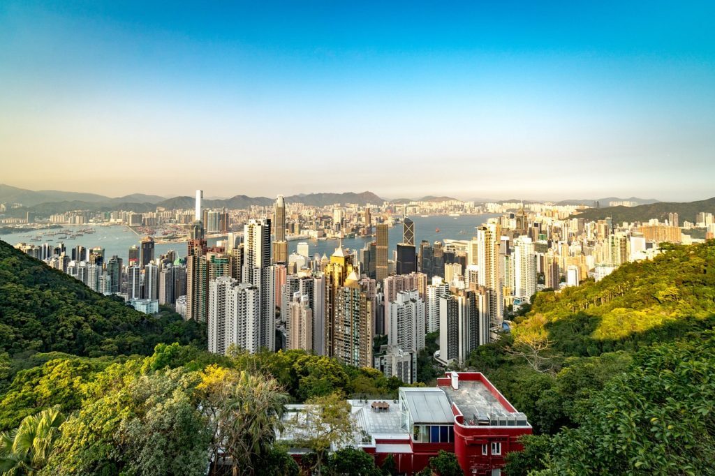Best Ways To Use Cathay Pacific Asia Miles featured by top US travel hacker, Points with Q: image of Hong Kong