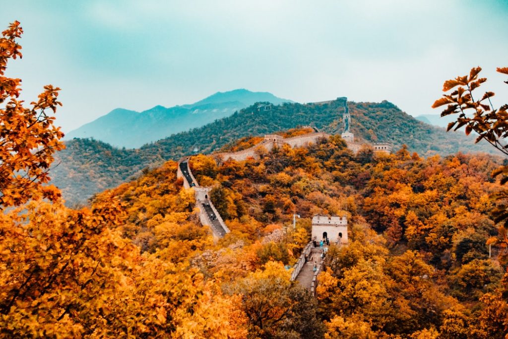 Best Ways to Fly to Asia featured by top US travel hacker, Points with Q: Image of Great Wall of China 