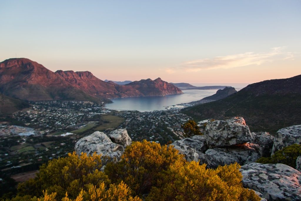 Best Ways to Fly to South Africa featured by top US travel hacker, Points with Q: Image of Hout Bay Cape Town South Africa