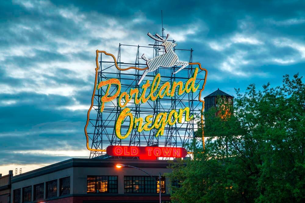 Things to See in Portland featured by top US travel hacker, Points with Q: image of Portland Oregon Stag Sign