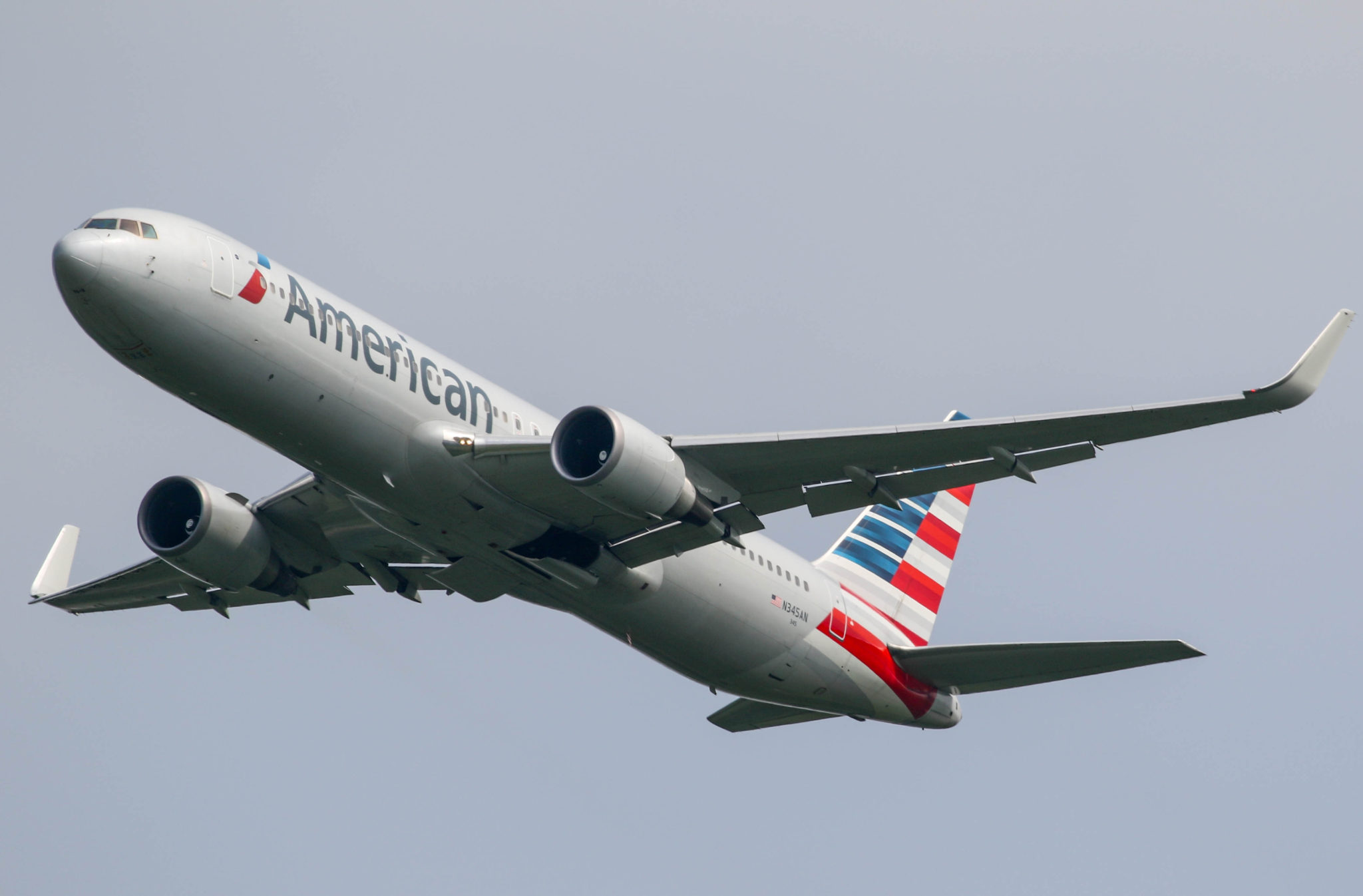 American Airlines Cancellation Policy for Cash or Points Flights [Coronavirus Policy]
