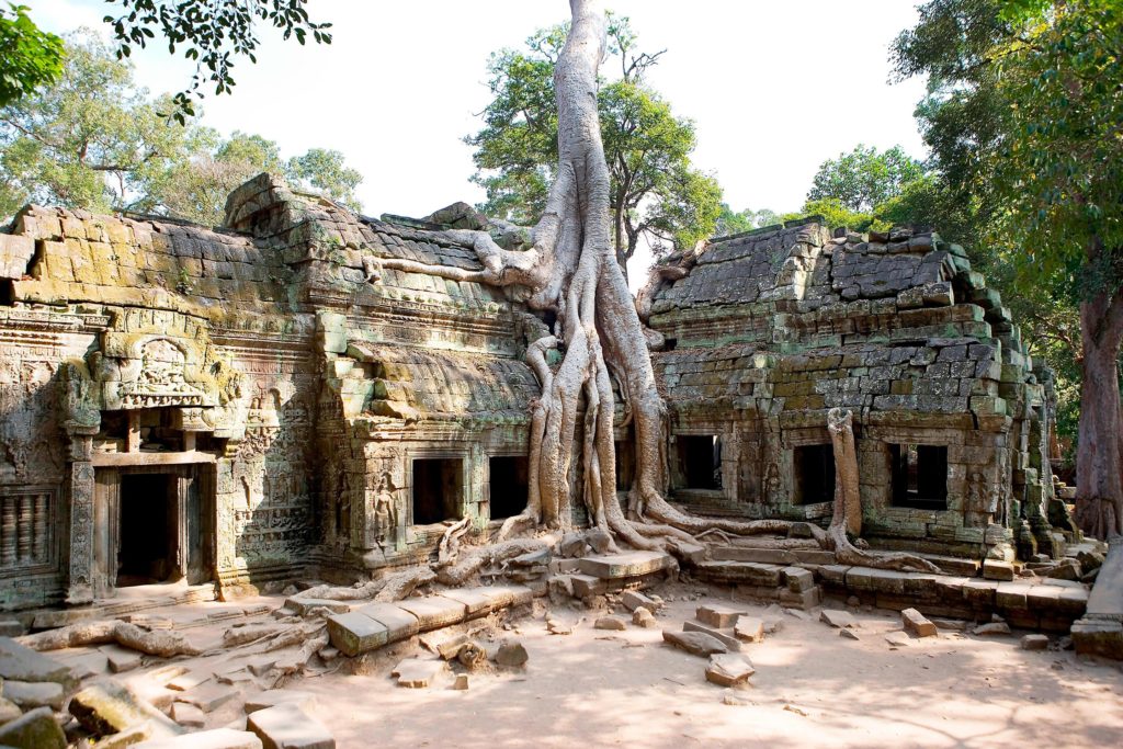 Best Siem Reap Hotels featured by top US travel hacker, Points with Q: image of Le Meridien Siem Reap Ta Prohm Temple