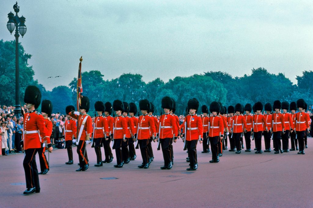 5 Best Ways to Use British Airways Avios by top US travel blog Points With Q, Image: London Marriott Changing Guard