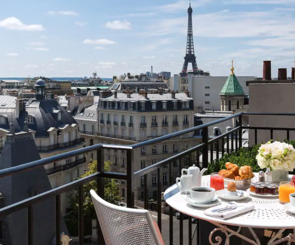 Paris Travel Guide featured by top US travel hacker, Points with Q: image of Hotel San Regis Paris Hyatt Terrace Junior Suite
