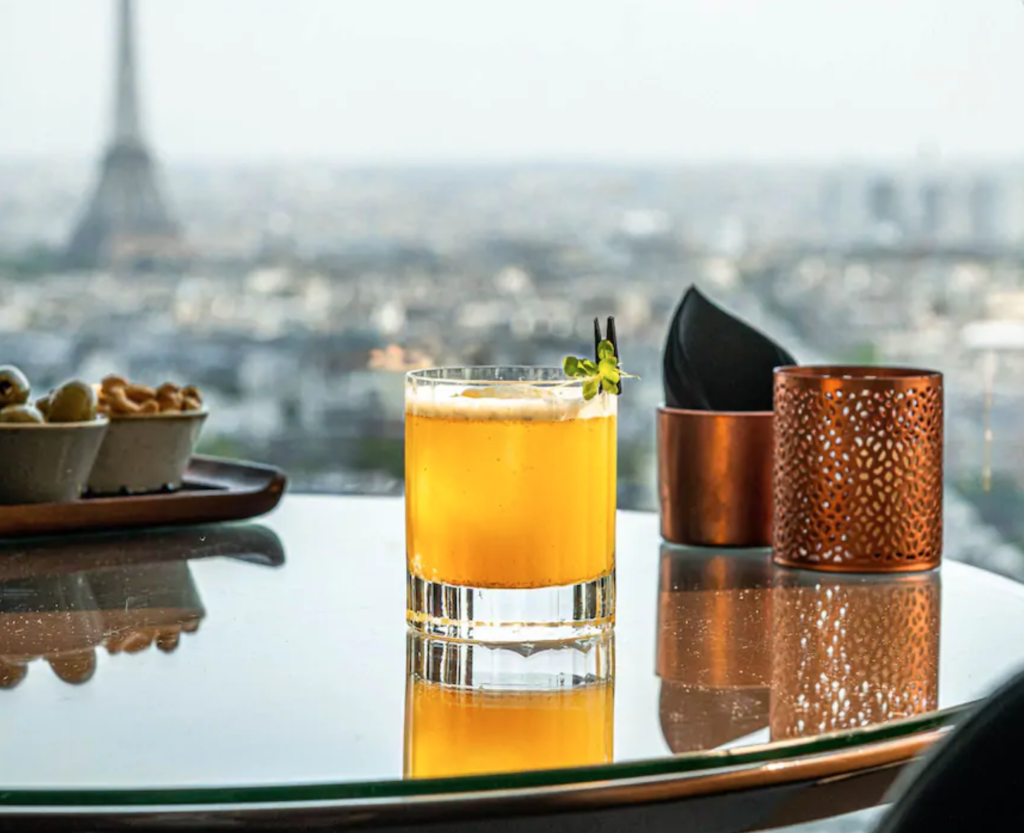 Paris Travel Guide featured by top US travel hacker, Points with Q: image of Hyatt Regency Paris Etoile Cocktail Quartier Latin