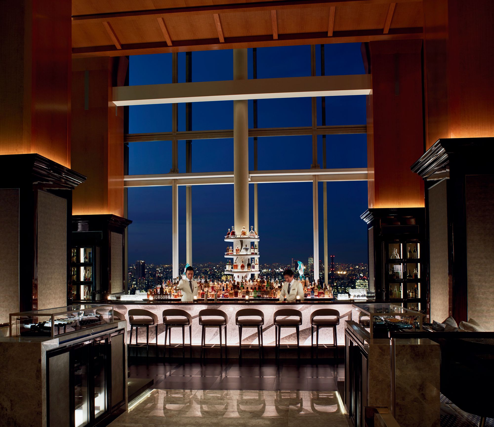 7 Cities with the Best Bars in the World
