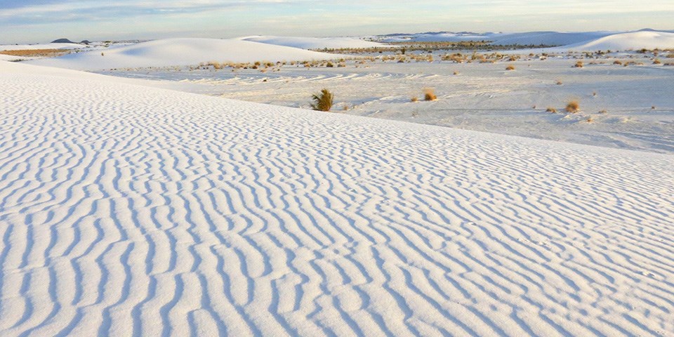 Best US National Parks featured by top US travel blog, Points with Q: image of White Sands National Park Dunefield New Mexico