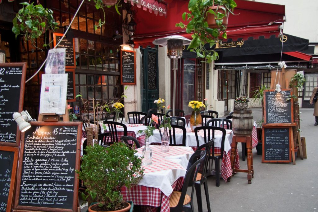 Wikimedia Commons File-Restaurant rue Mouffetard à Paris