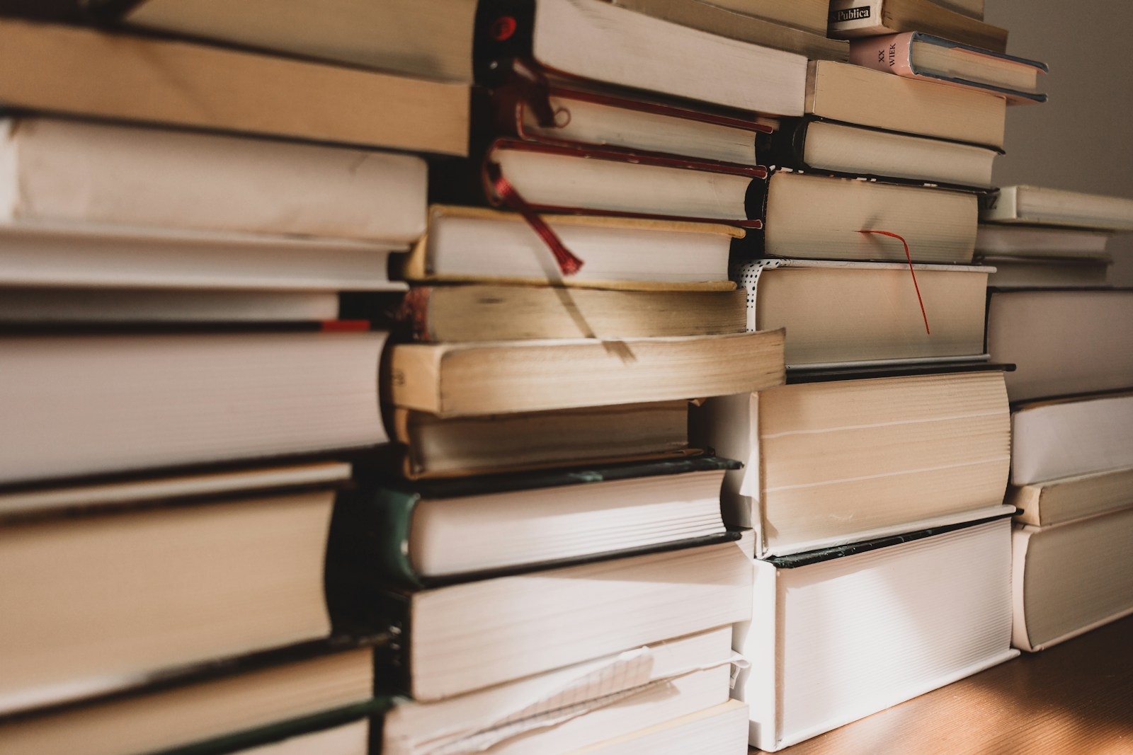 February Reading List: 3 Best Books I Read in February 2023