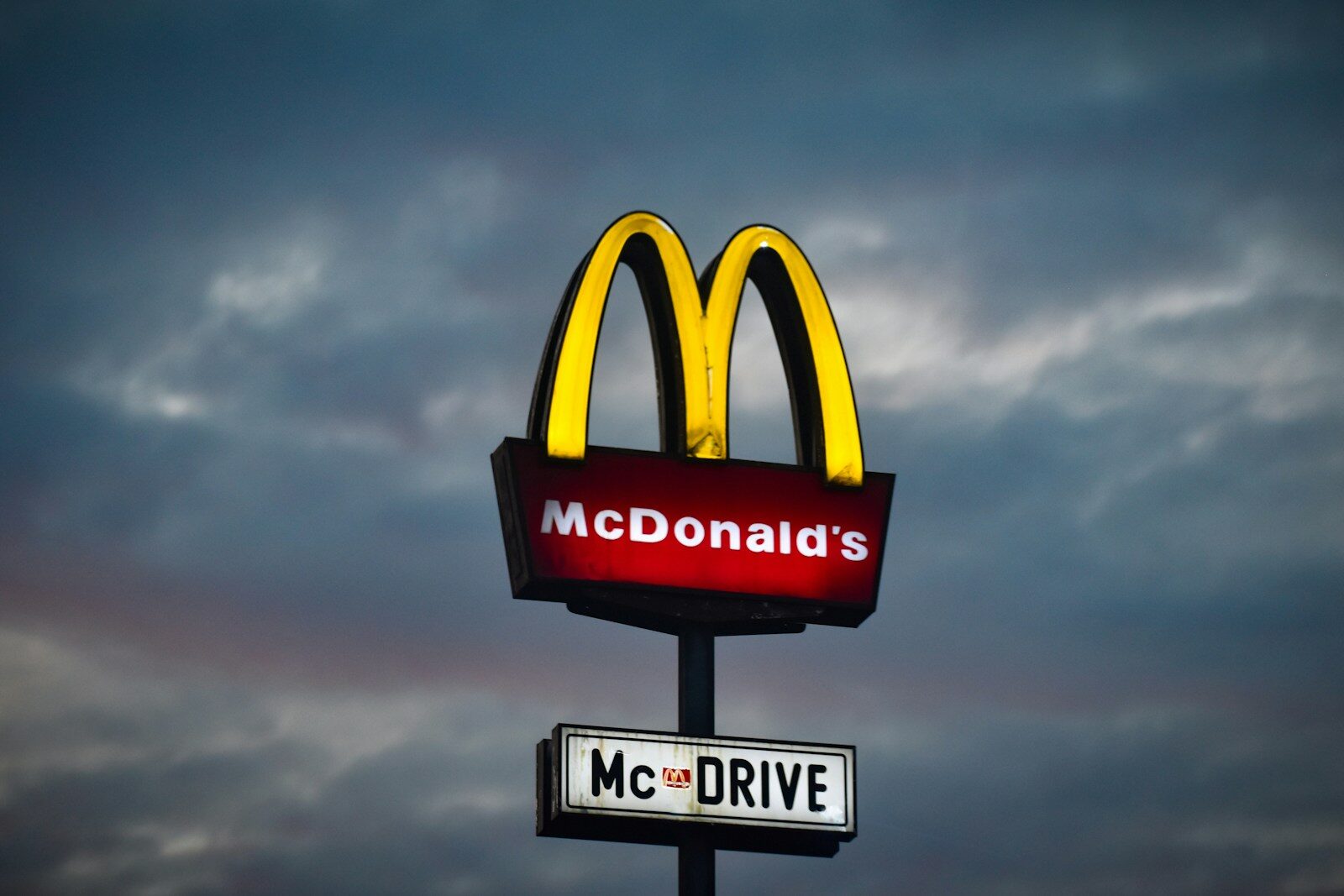 Ray Kroc’s McDonald’s Success: The System That Built an Empire